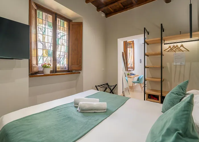 Campo De' Fiori 34 בית הארחה 4*